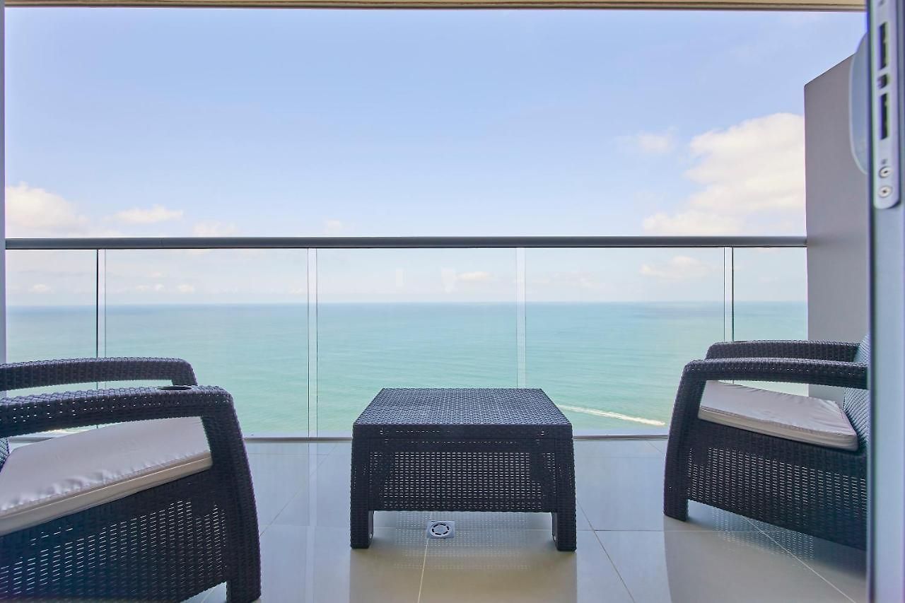Beachfront Paradise With Outstanding Sunset Views Apartamento