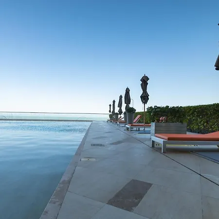 Beachfront Paradise With Outstanding Sunset Views Apartment