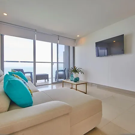 Beachfront Paradise With Outstanding Sunset Views Apartment *