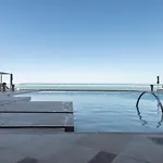 Beachfront Paradise With Outstanding Sunset Views